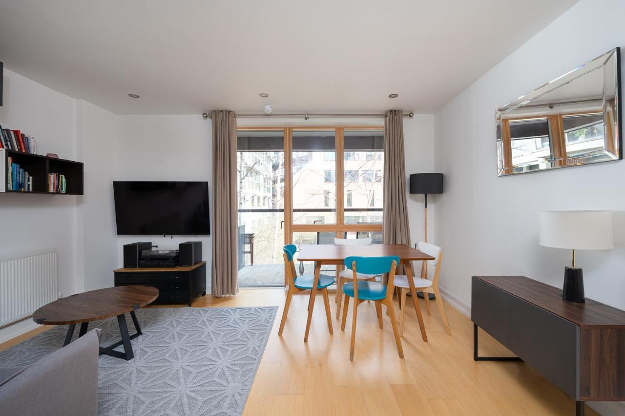 D8 - Canal View Apartment Лондон Екстериор снимка